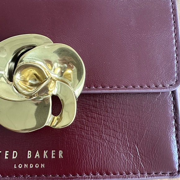 Ted Baker Rosalie Crossbody Bag – Burgundy with Gold Knot Hardware - Picture 9 of 16